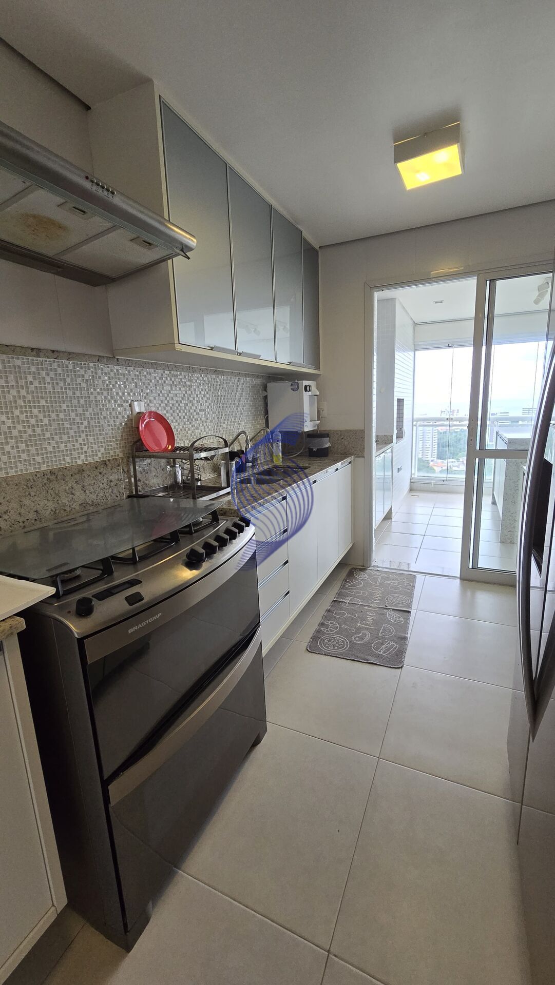 Apartamento à venda com 3 quartos, 172m² - Foto 8