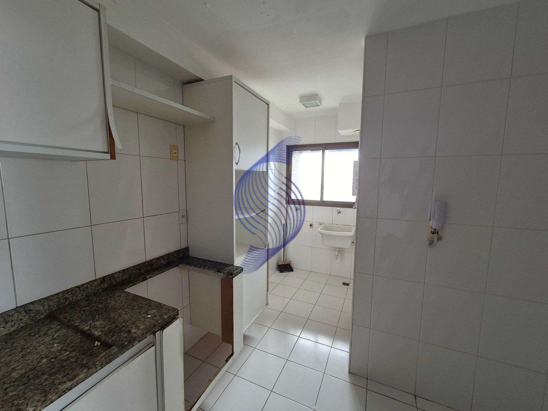 Apartamento à venda com 3 quartos, 137m² - Foto 9