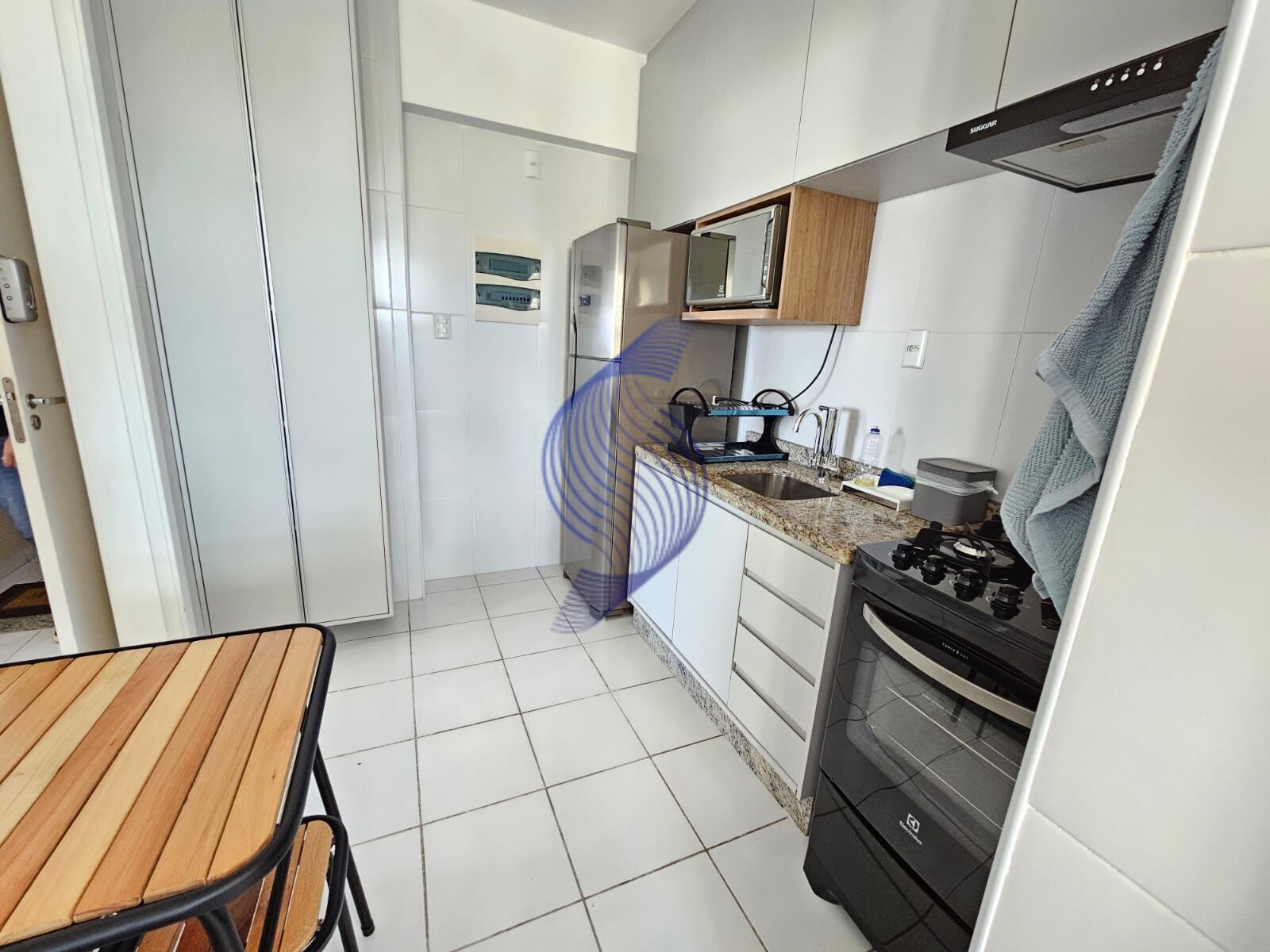 Apartamento à venda com 3 quartos, 77m² - Foto 7