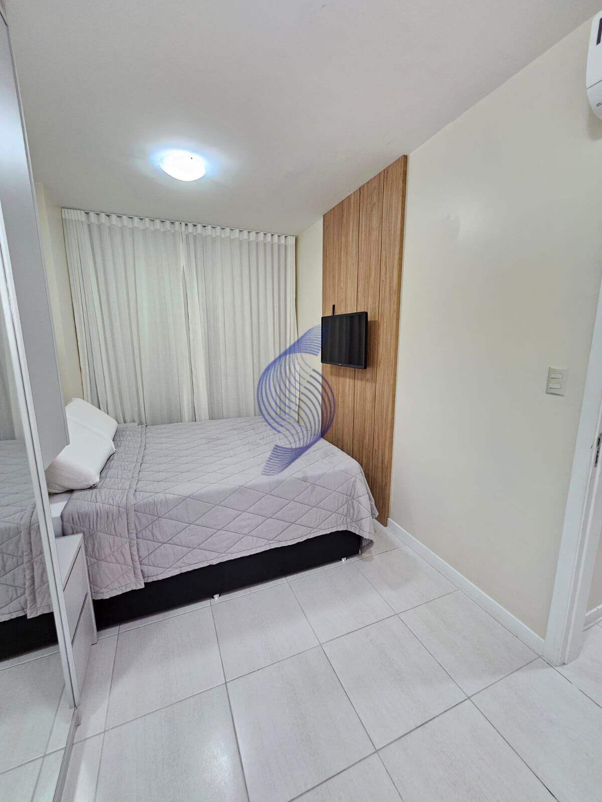 Apartamento à venda com 3 quartos, 77m² - Foto 11