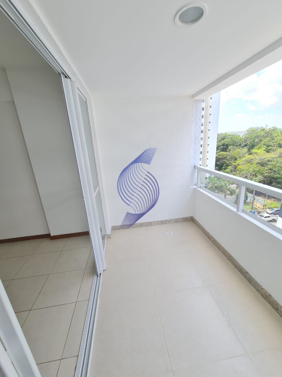 Apartamento à venda com 2 quartos, 71m² - Foto 3