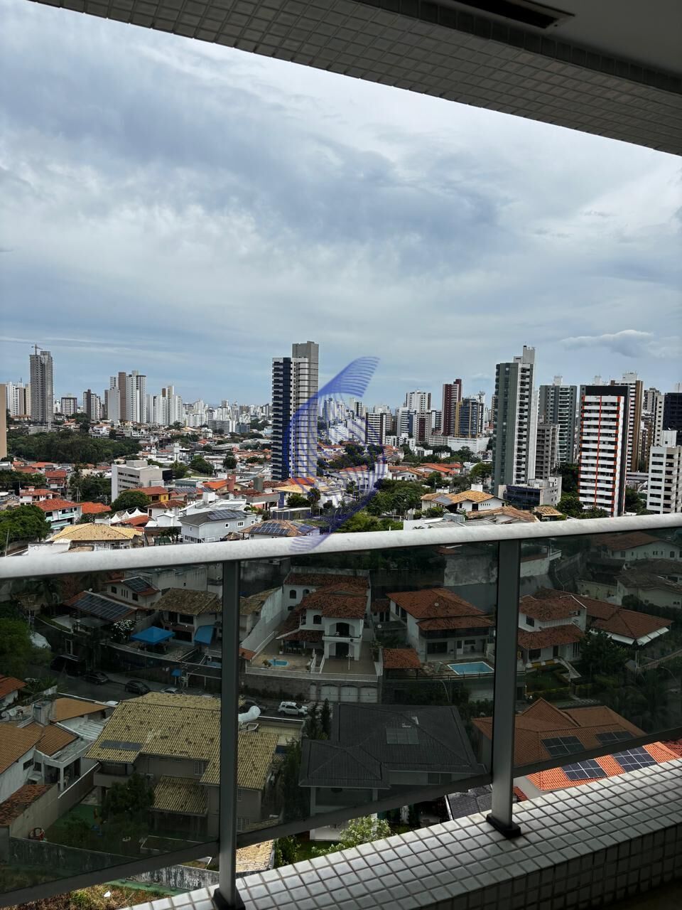 Apartamento à venda com 2 quartos, 69m² - Foto 2