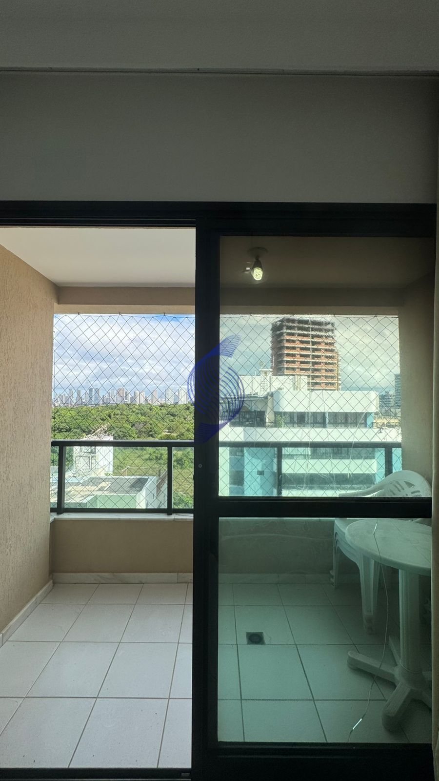 Apartamento à venda com 2 quartos, 57m² - Foto 4
