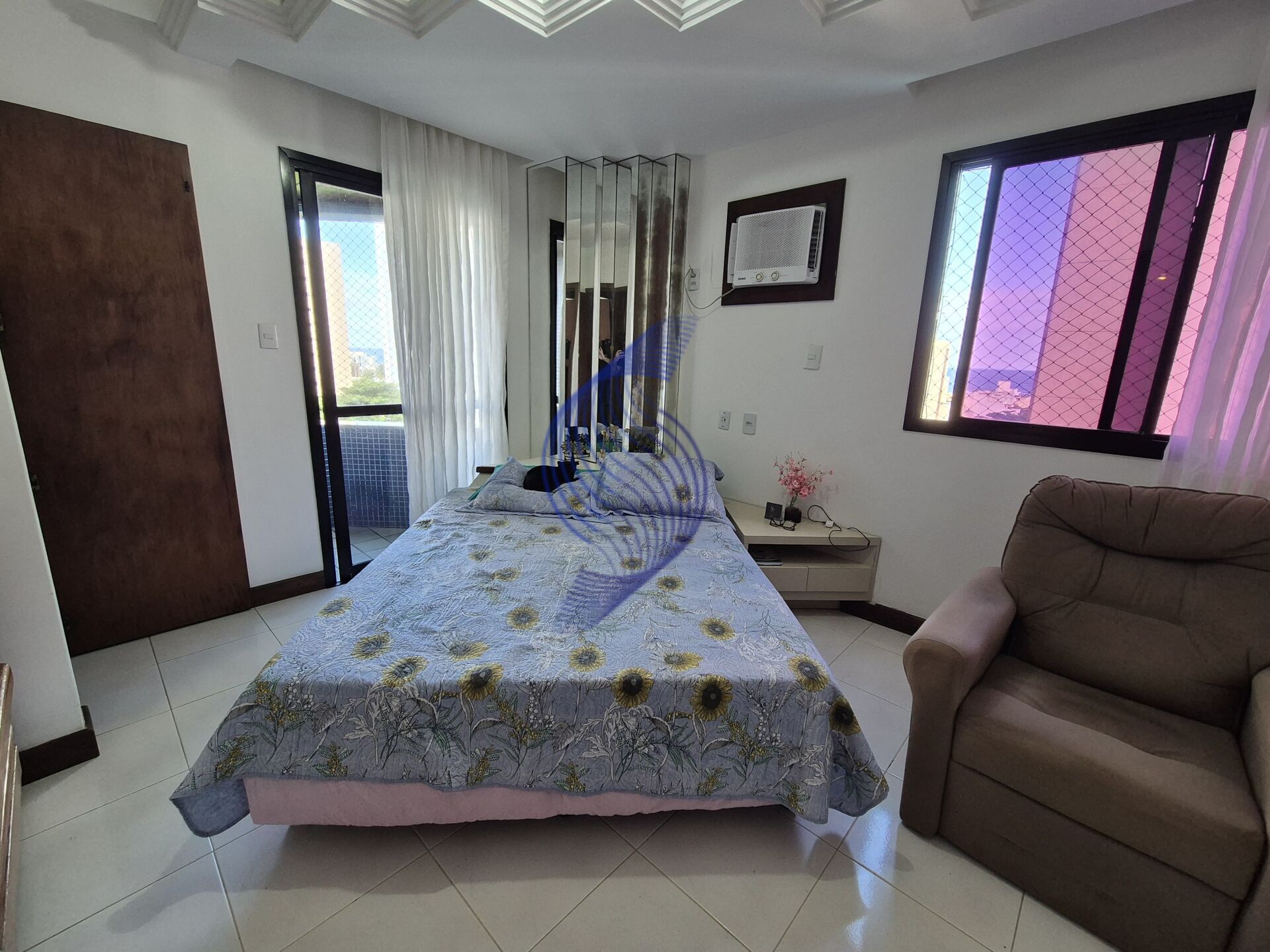 Apartamento à venda com 3 quartos, 146m² - Foto 10