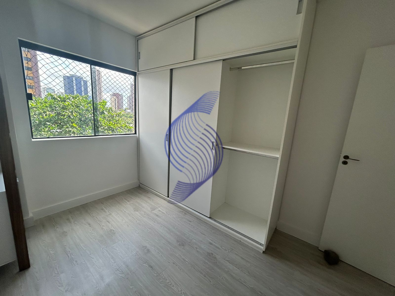 Apartamento à venda com 2 quartos, 79m² - Foto 10