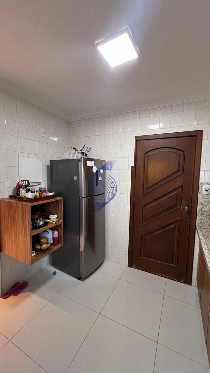 Apartamento à venda com 3 quartos, 81m² - Foto 11