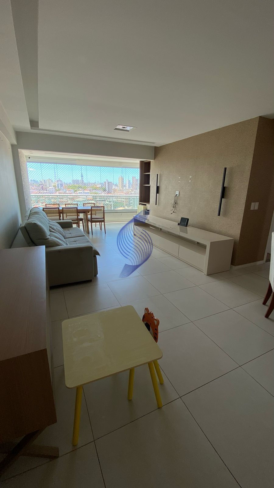 Apartamento à venda com 3 quartos, 143m² - Foto 4