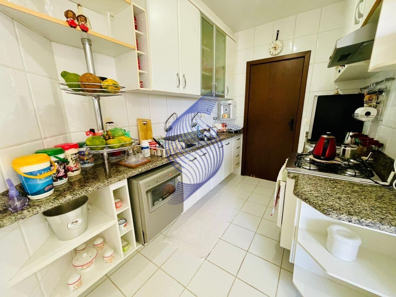 Apartamento à venda com 3 quartos, 135m² - Foto 8