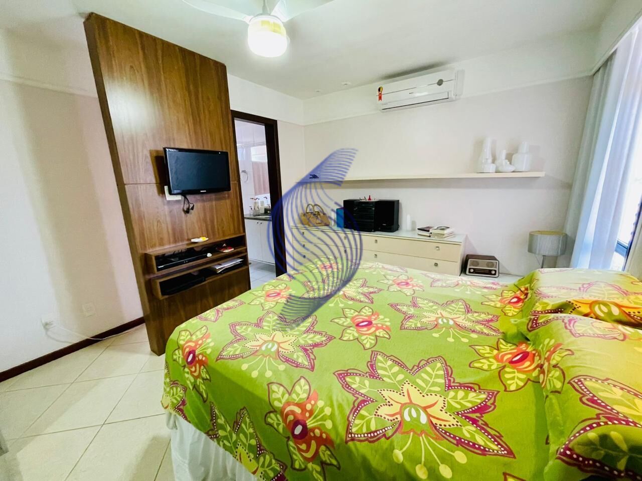 Apartamento à venda com 3 quartos, 135m² - Foto 13