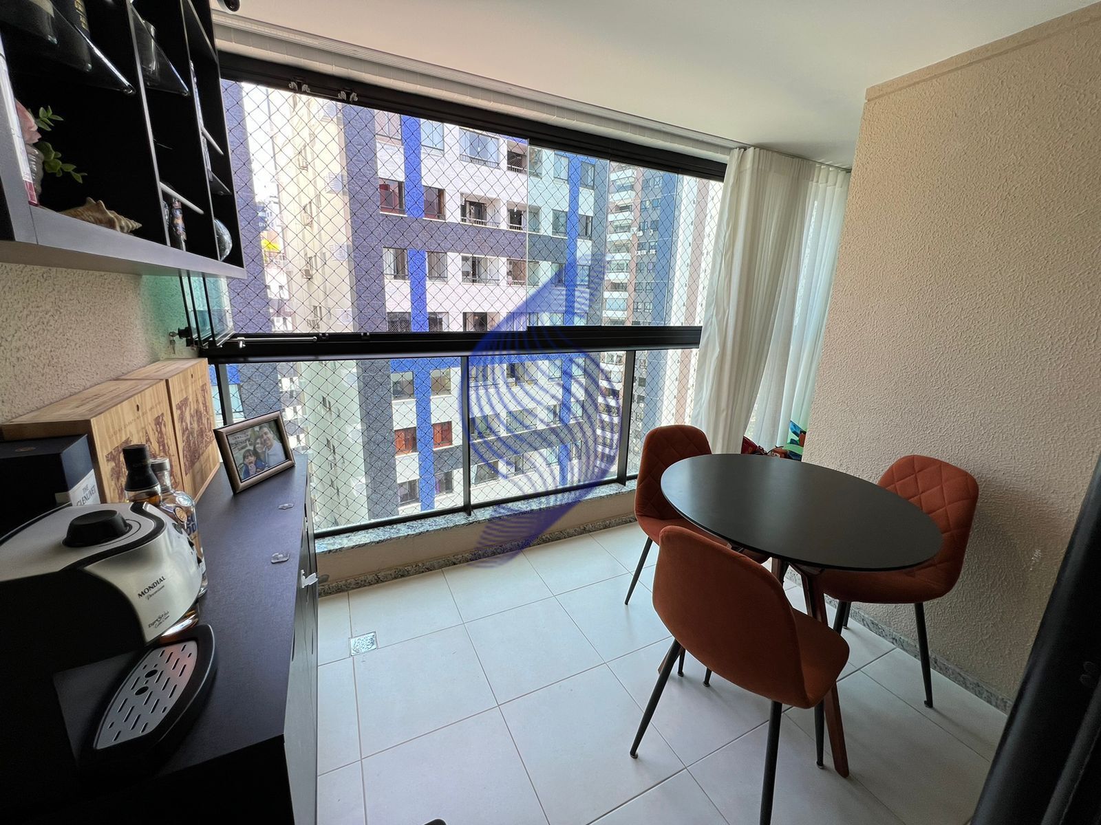 Apartamento à venda com 2 quartos, 78m² - Foto 4