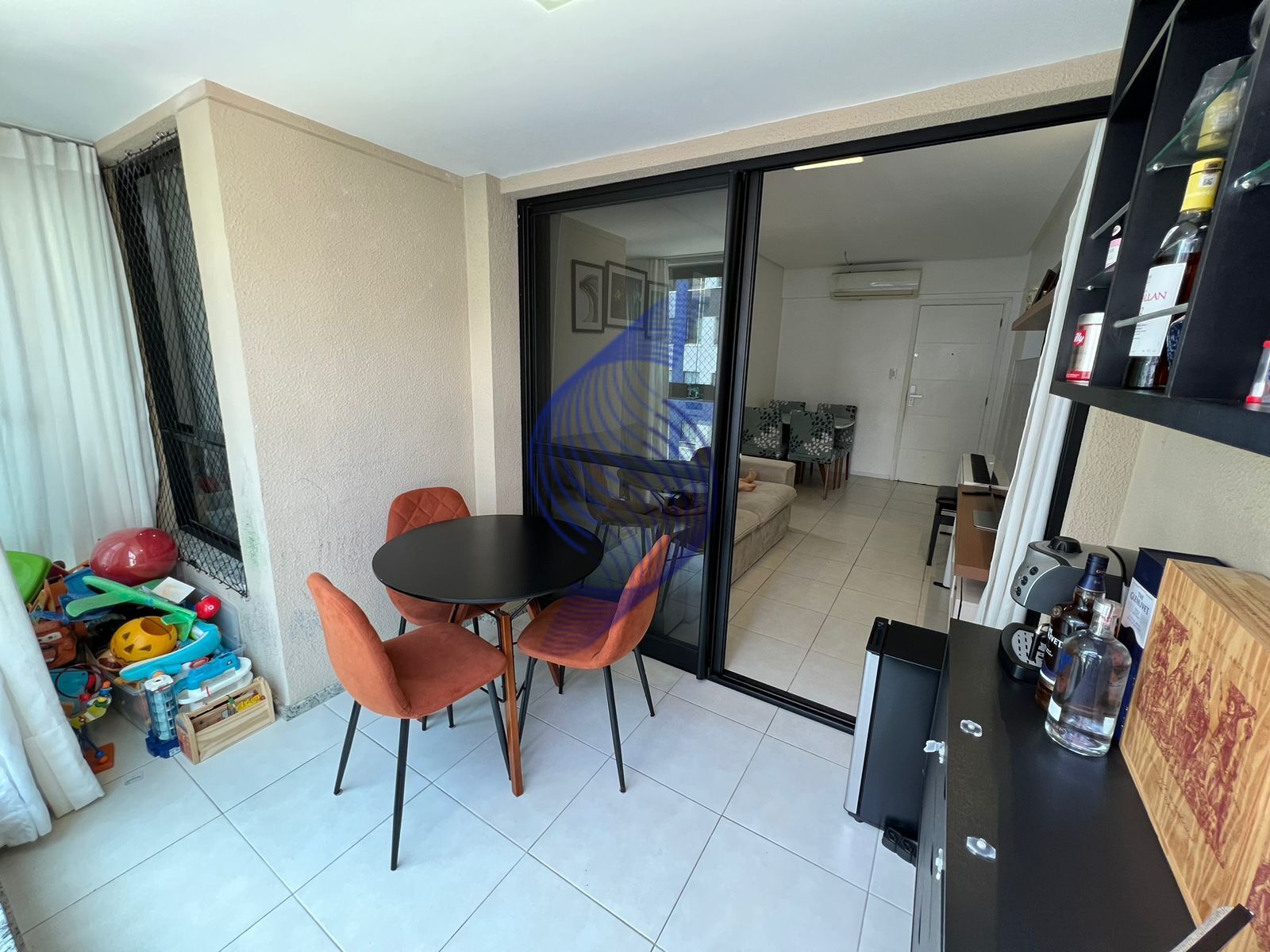 Apartamento à venda com 2 quartos, 78m² - Foto 3