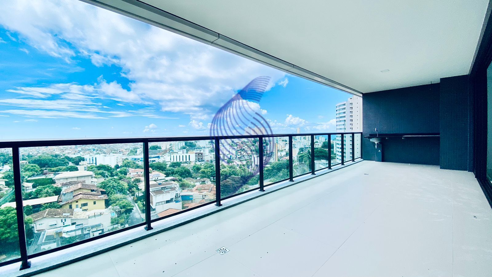 Apartamento à venda com 4 quartos, 230m² - Foto 2