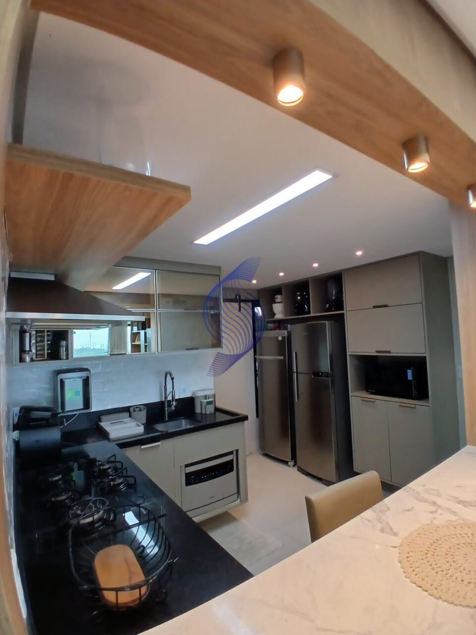 Apartamento à venda com 3 quartos, 113m² - Foto 18