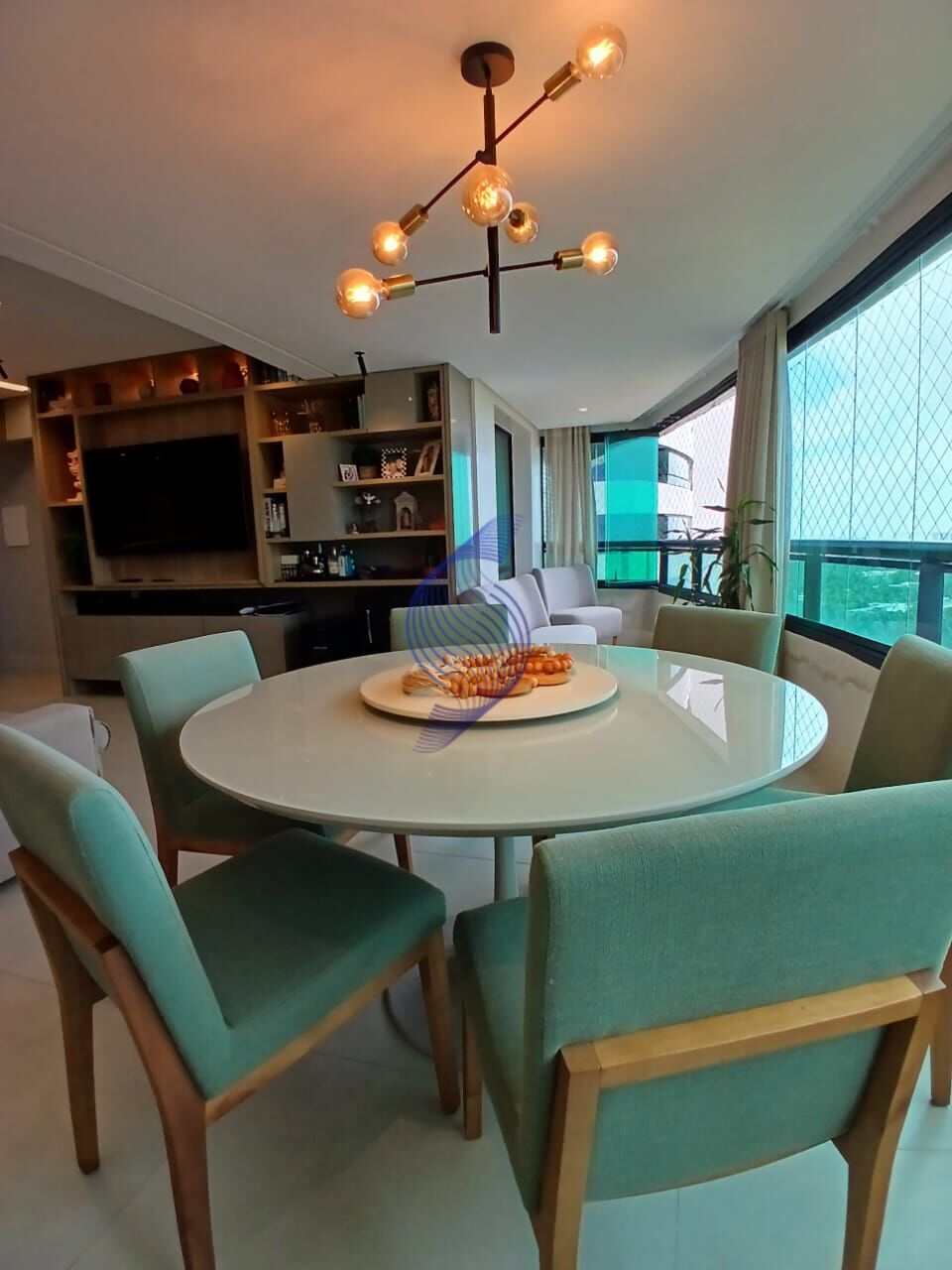 Apartamento à venda com 3 quartos, 113m² - Foto 3