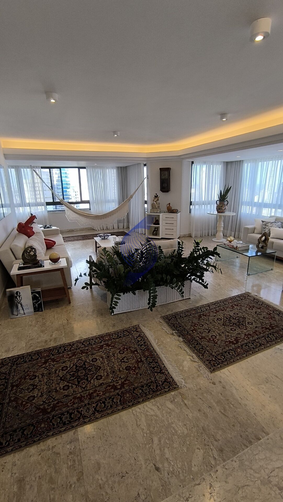 Apartamento à venda com 4 quartos, 303m² - Foto 5
