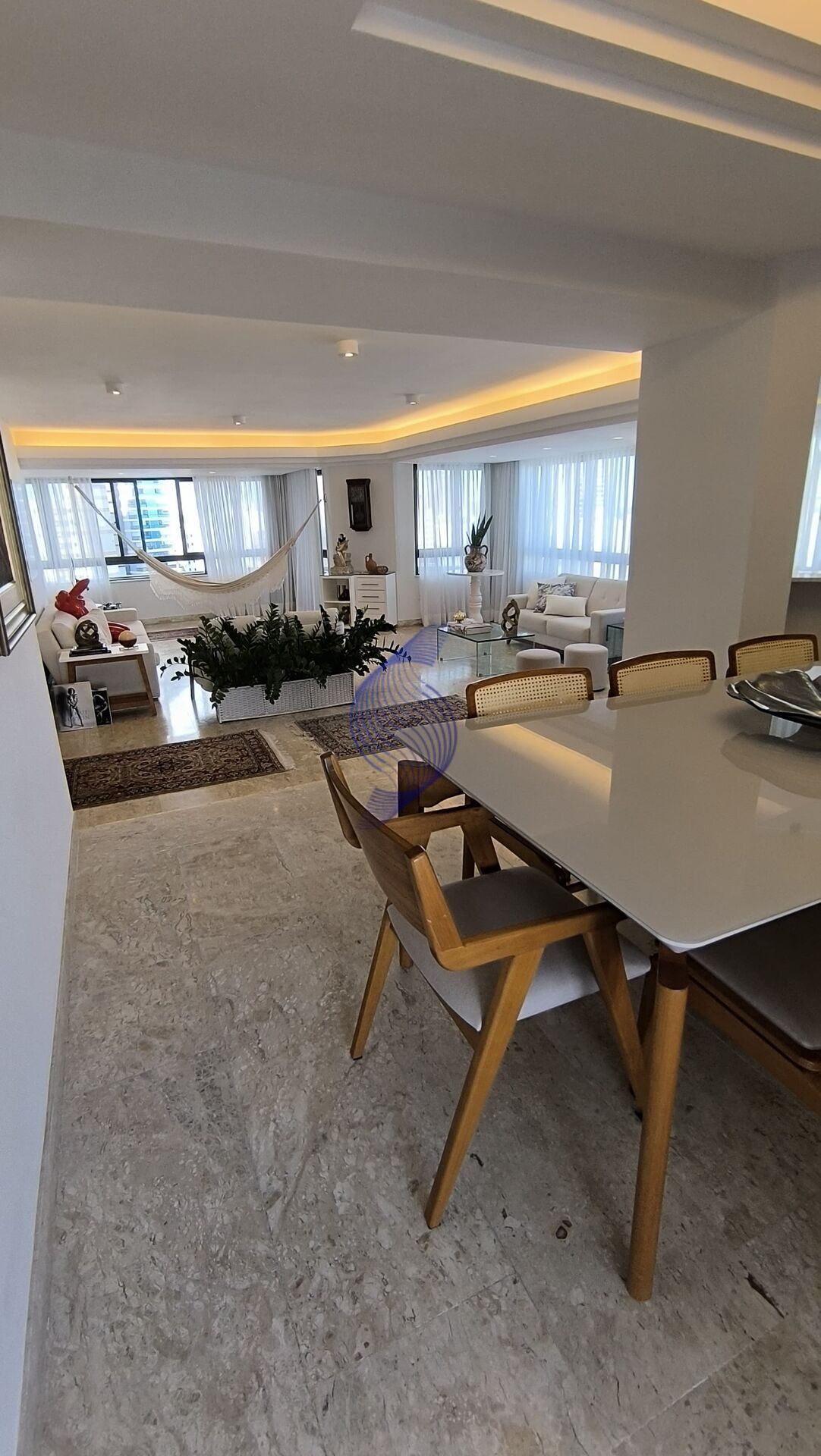 Apartamento à venda com 4 quartos, 303m² - Foto 12