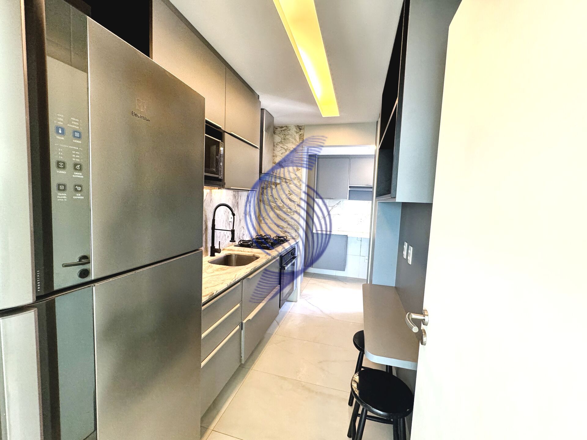 Cobertura à venda com 3 quartos, 213m² - Foto 5