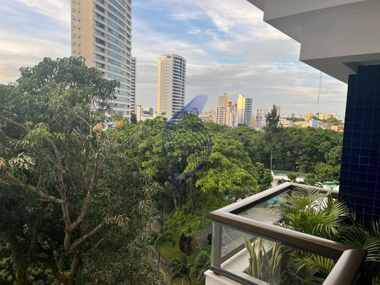 Apartamento à venda com 4 quartos, 256m² - Foto 11