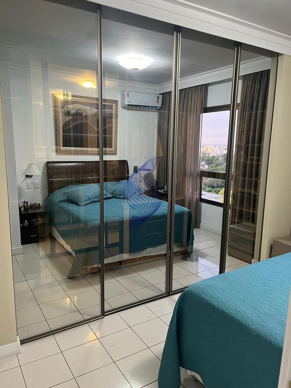 Apartamento à venda com 4 quartos, 256m² - Foto 17