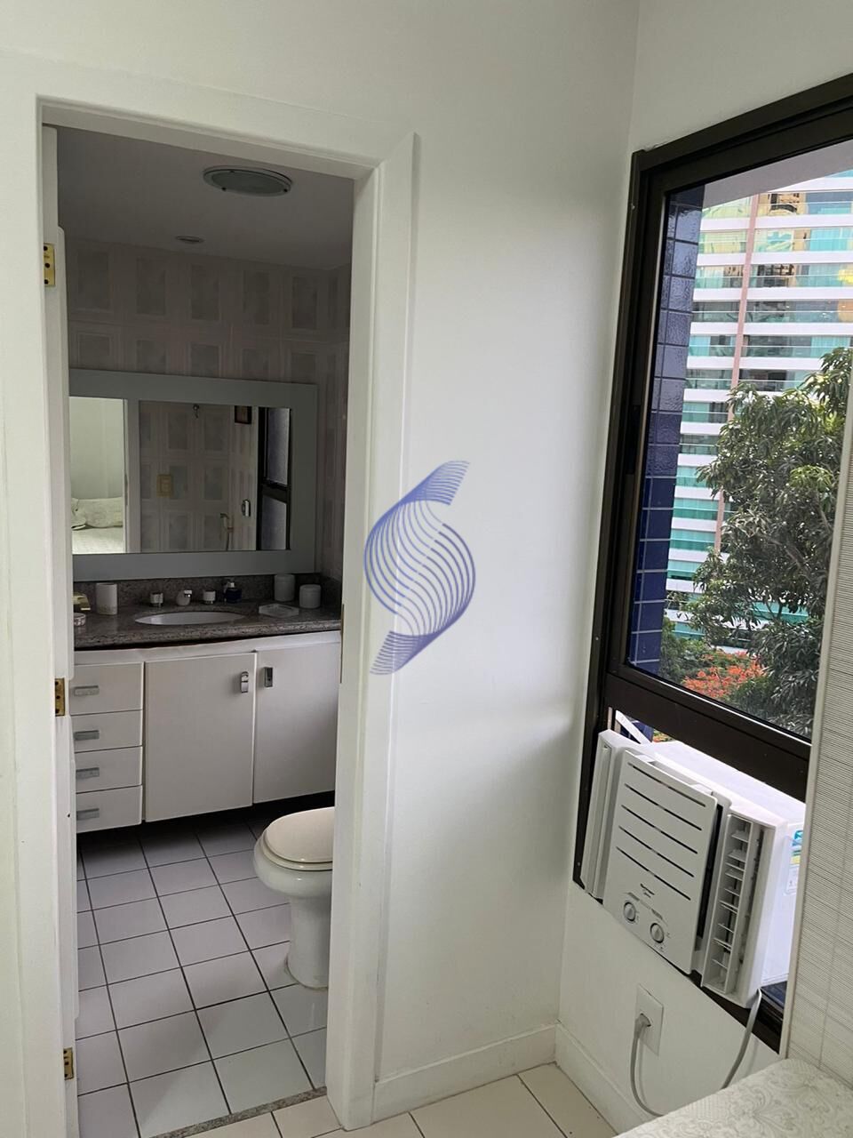 Apartamento à venda com 4 quartos, 256m² - Foto 15