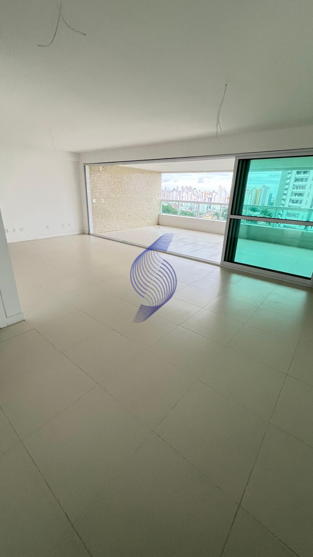 Apartamento à venda com 3 quartos, 204m² - Foto 10