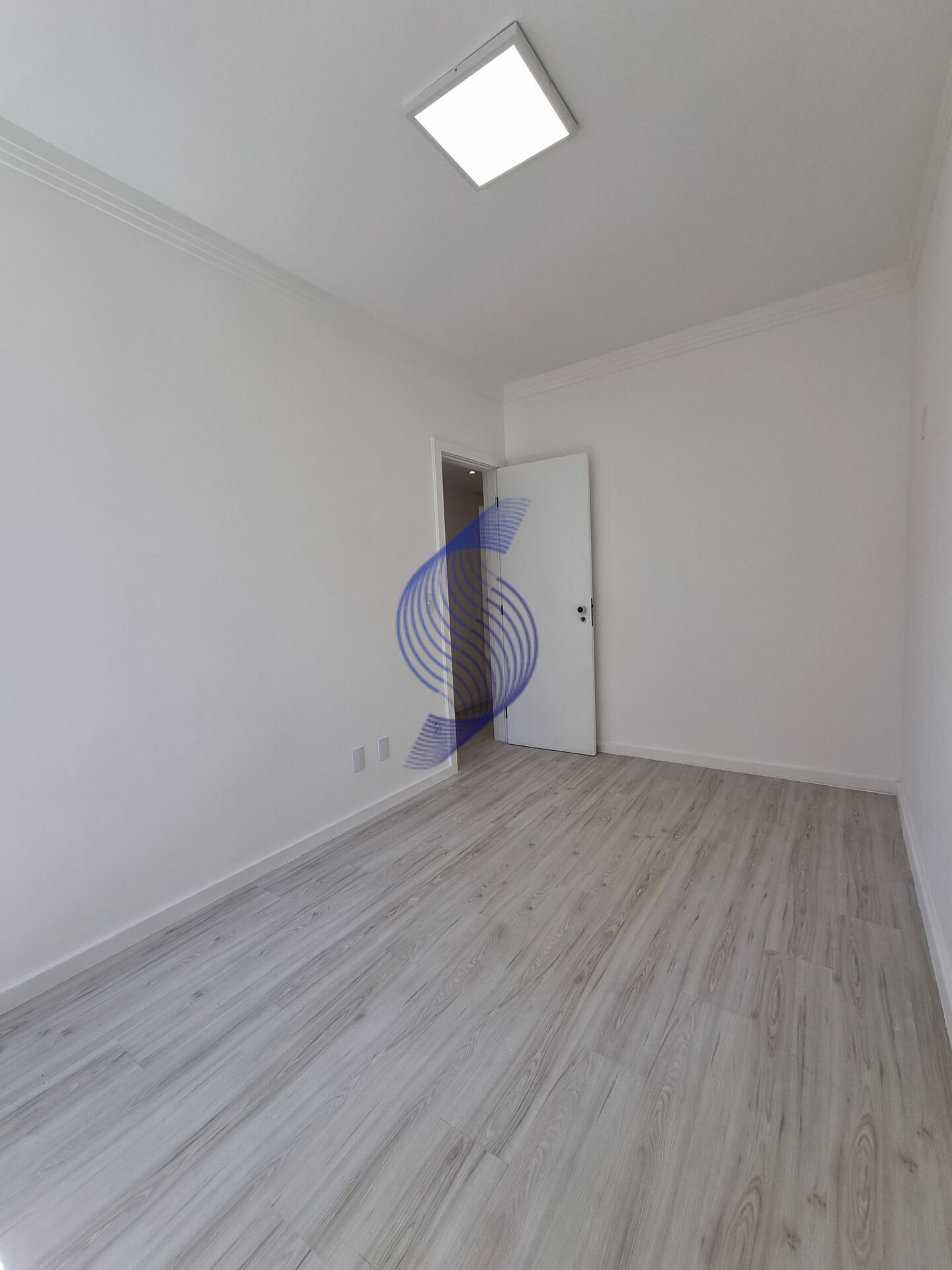 Apartamento à venda com 3 quartos, 94m² - Foto 14