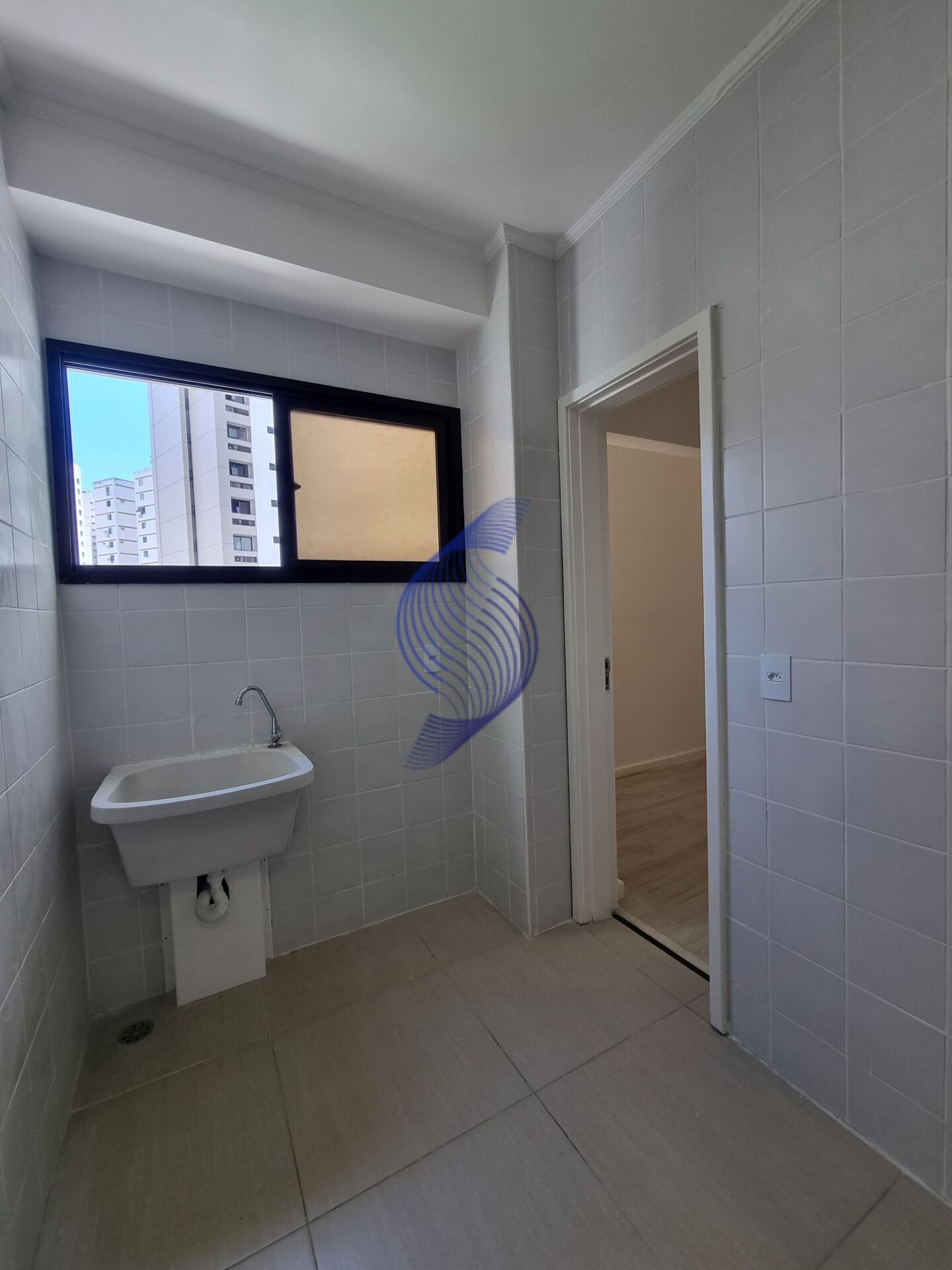 Apartamento à venda com 3 quartos, 94m² - Foto 17