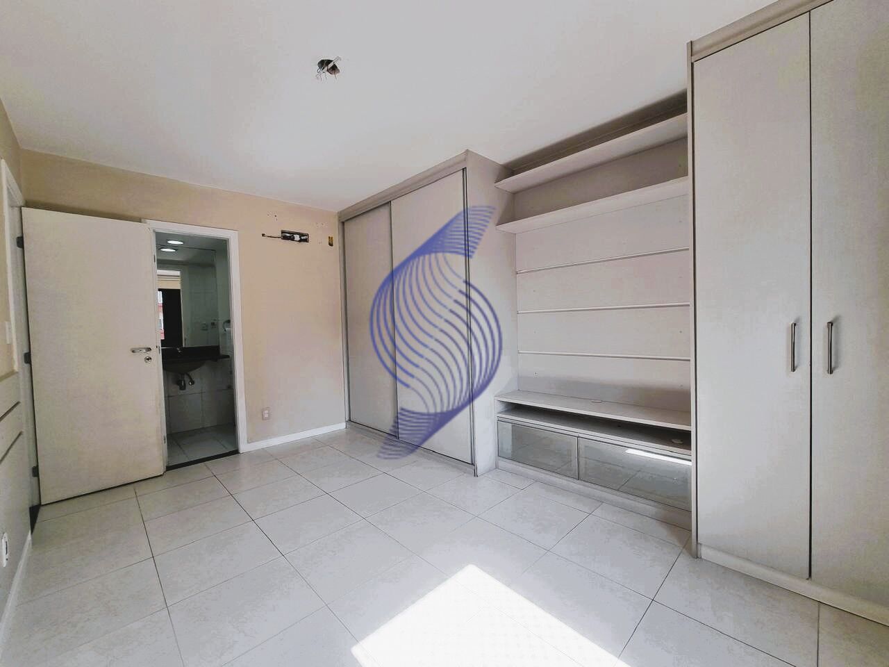 Apartamento à venda com 3 quartos, 95m² - Foto 10