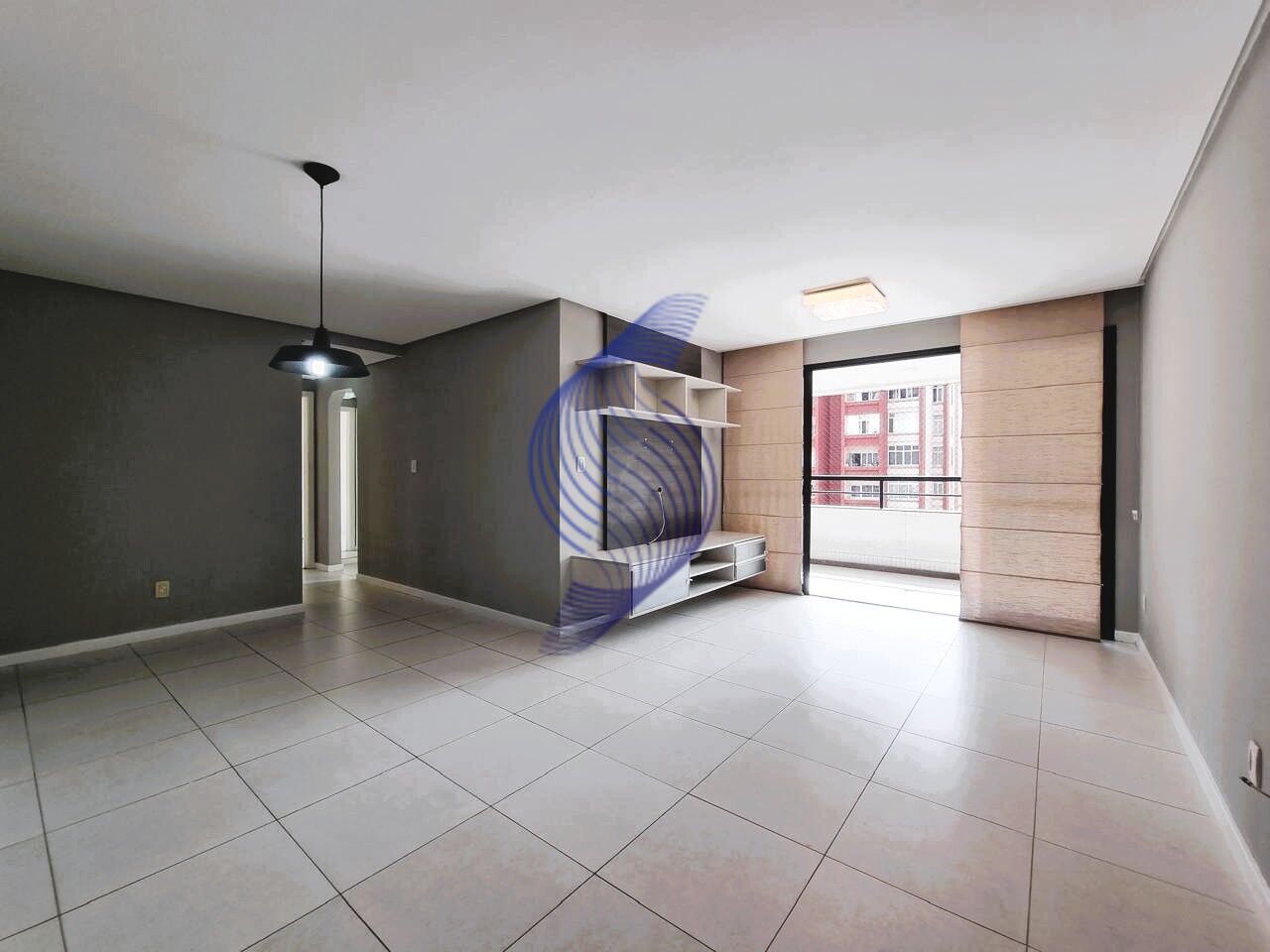 Apartamento à venda com 3 quartos, 95m² - Foto 3