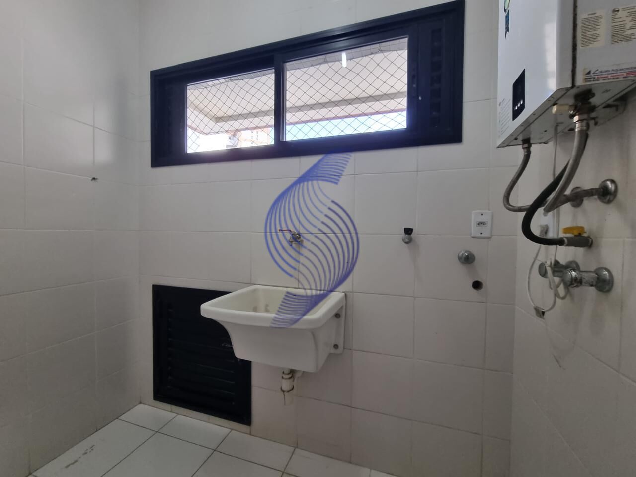 Apartamento à venda com 3 quartos, 95m² - Foto 17