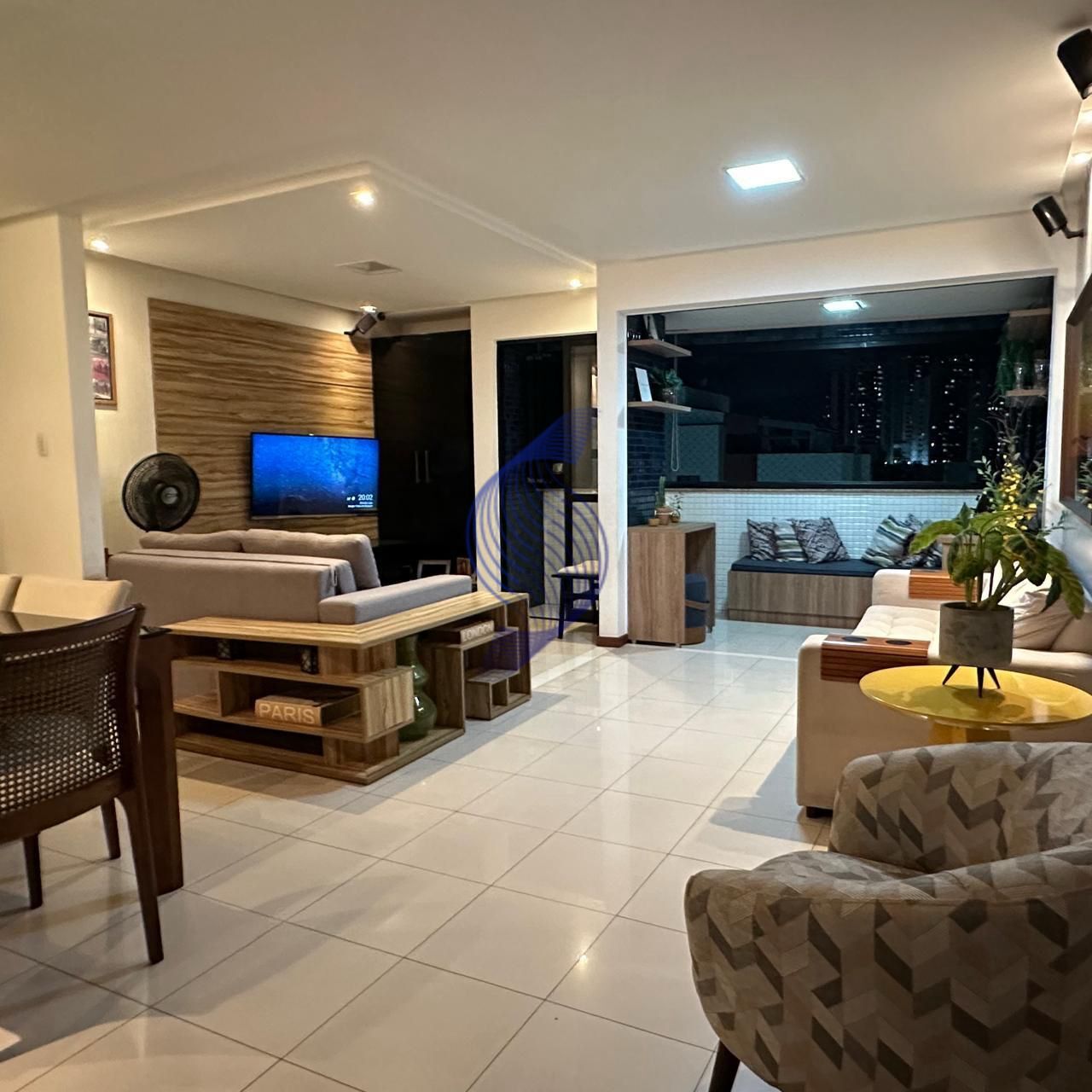 Apartamento à venda com 3 quartos, 90m² - Foto 2