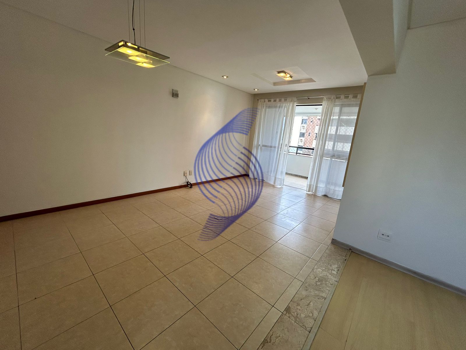 Apartamento à venda com 2 quartos, 95m² - Foto 4