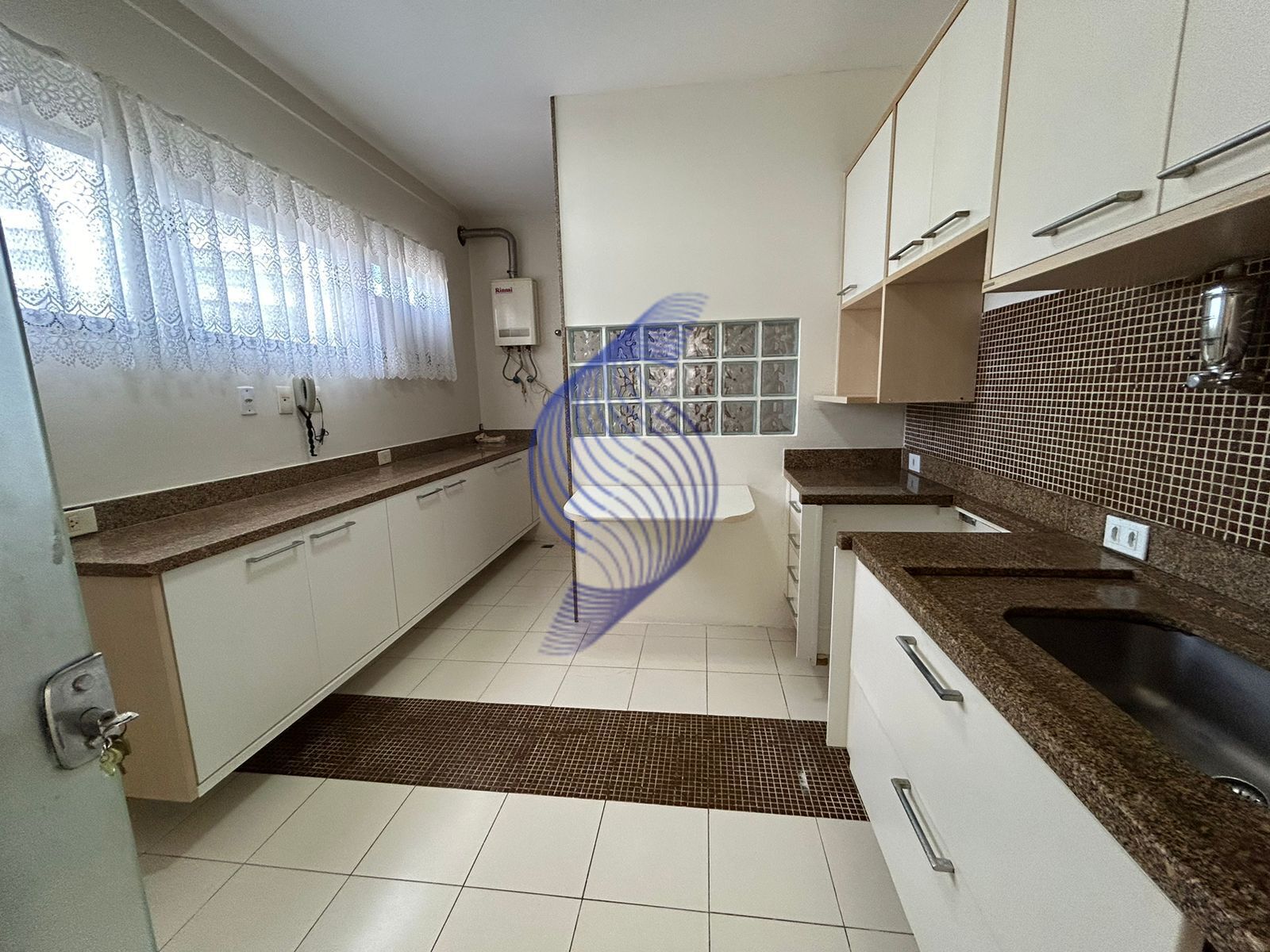 Apartamento à venda com 2 quartos, 95m² - Foto 8