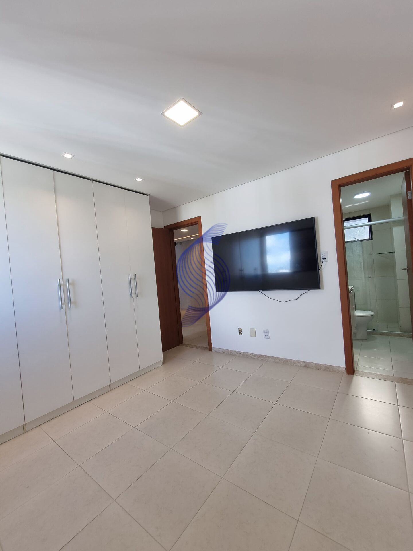 Apartamento à venda com 2 quartos, 79m² - Foto 17
