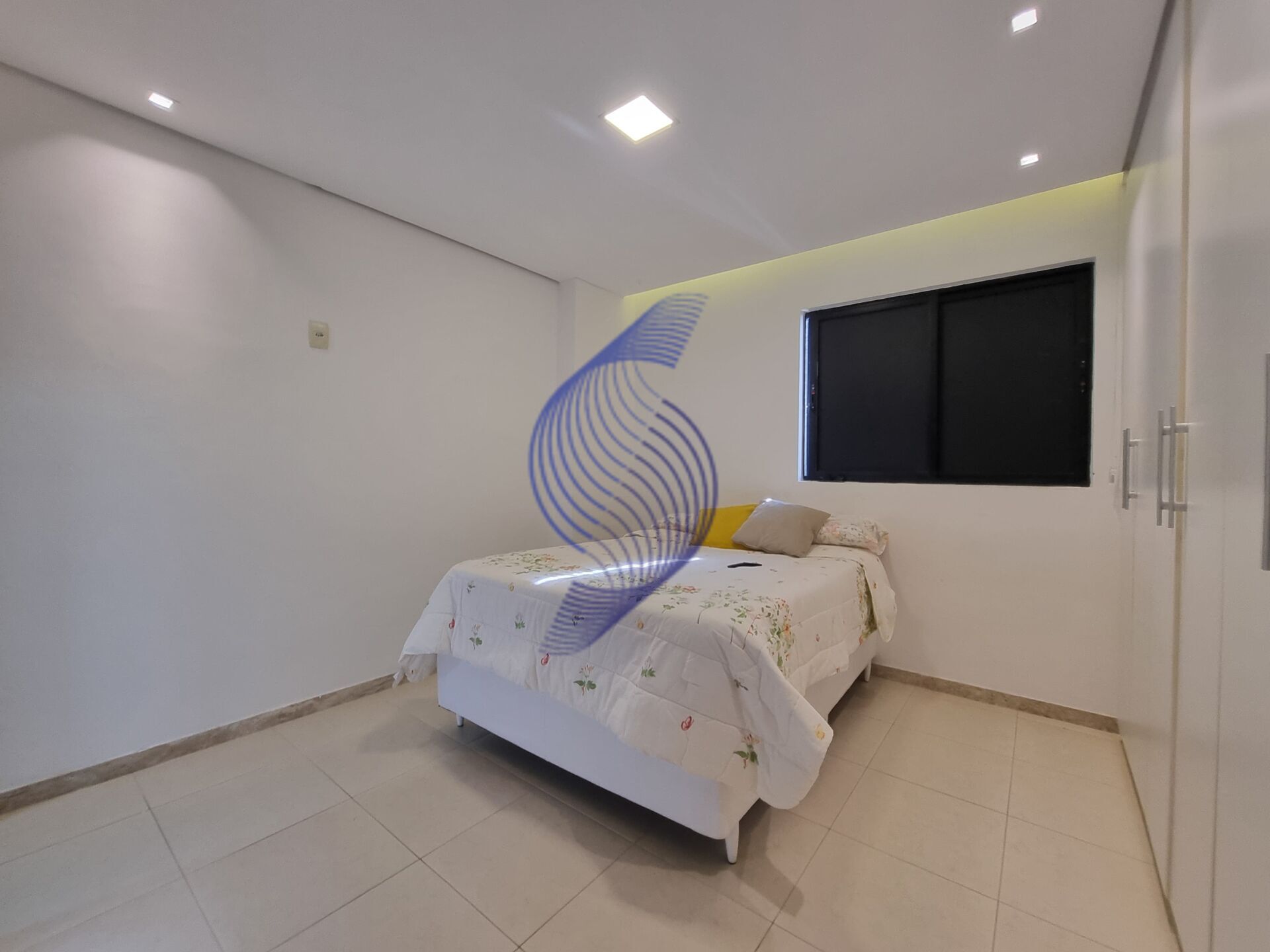 Apartamento à venda com 2 quartos, 79m² - Foto 17