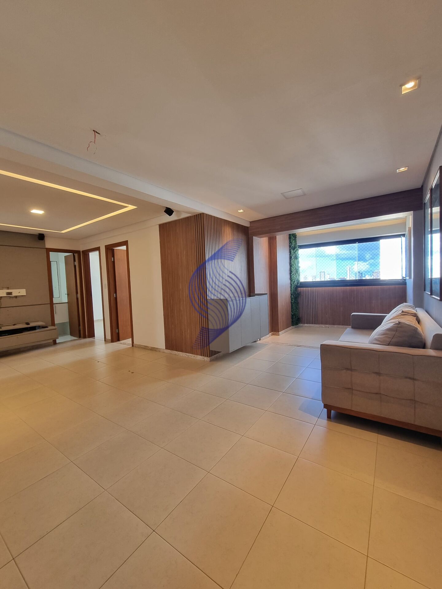 Apartamento à venda com 2 quartos, 79m² - Foto 4
