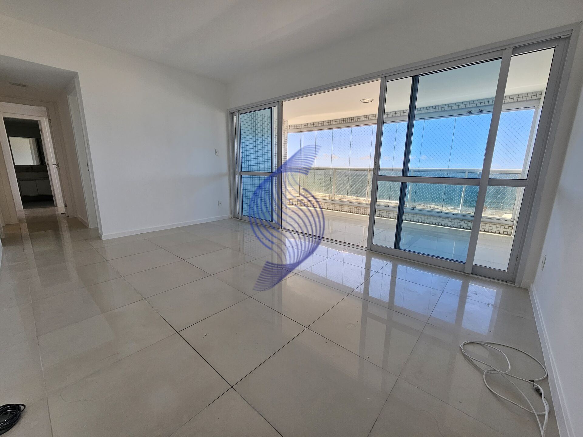 Apartamento à venda com 3 quartos, 93m² - Foto 3