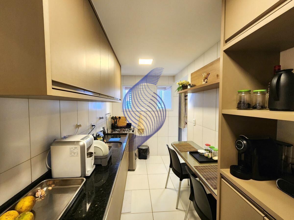 Apartamento à venda com 2 quartos, 81m² - Foto 7