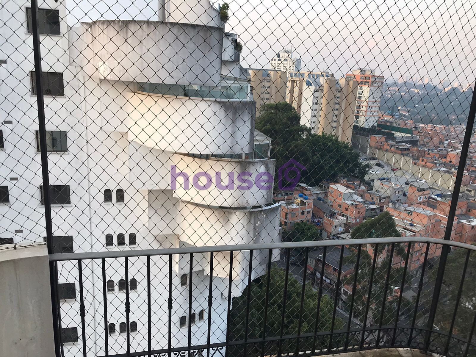 Apartamento à venda com 4 quartos, 242m² - Foto 28