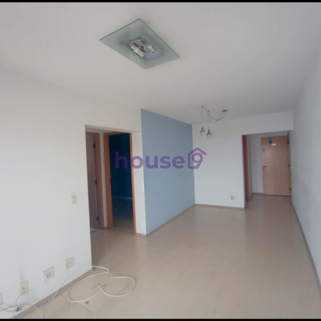 Apartamento para alugar com 2 quartos, 64m² - Foto 2