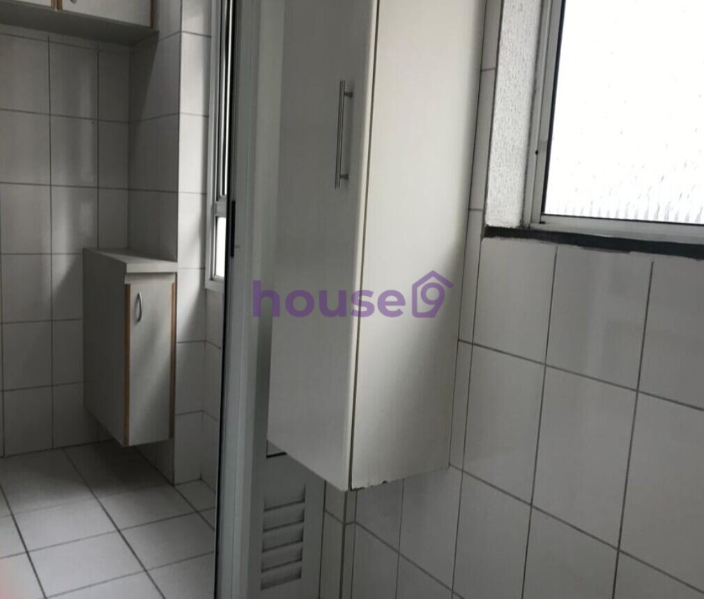 Apartamento para alugar com 2 quartos, 64m² - Foto 23