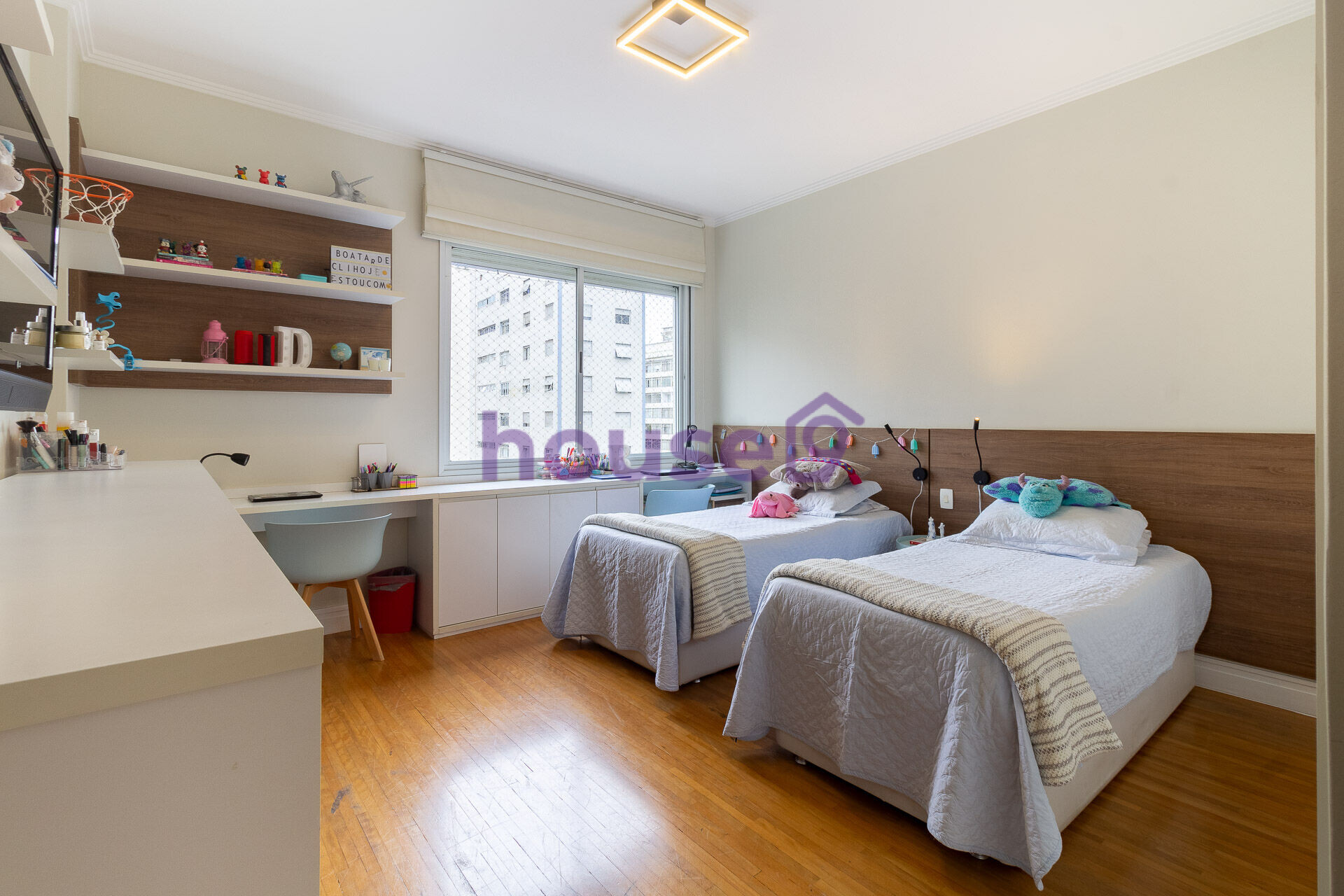 Apartamento à venda com 3 quartos, 268m² - Foto 3