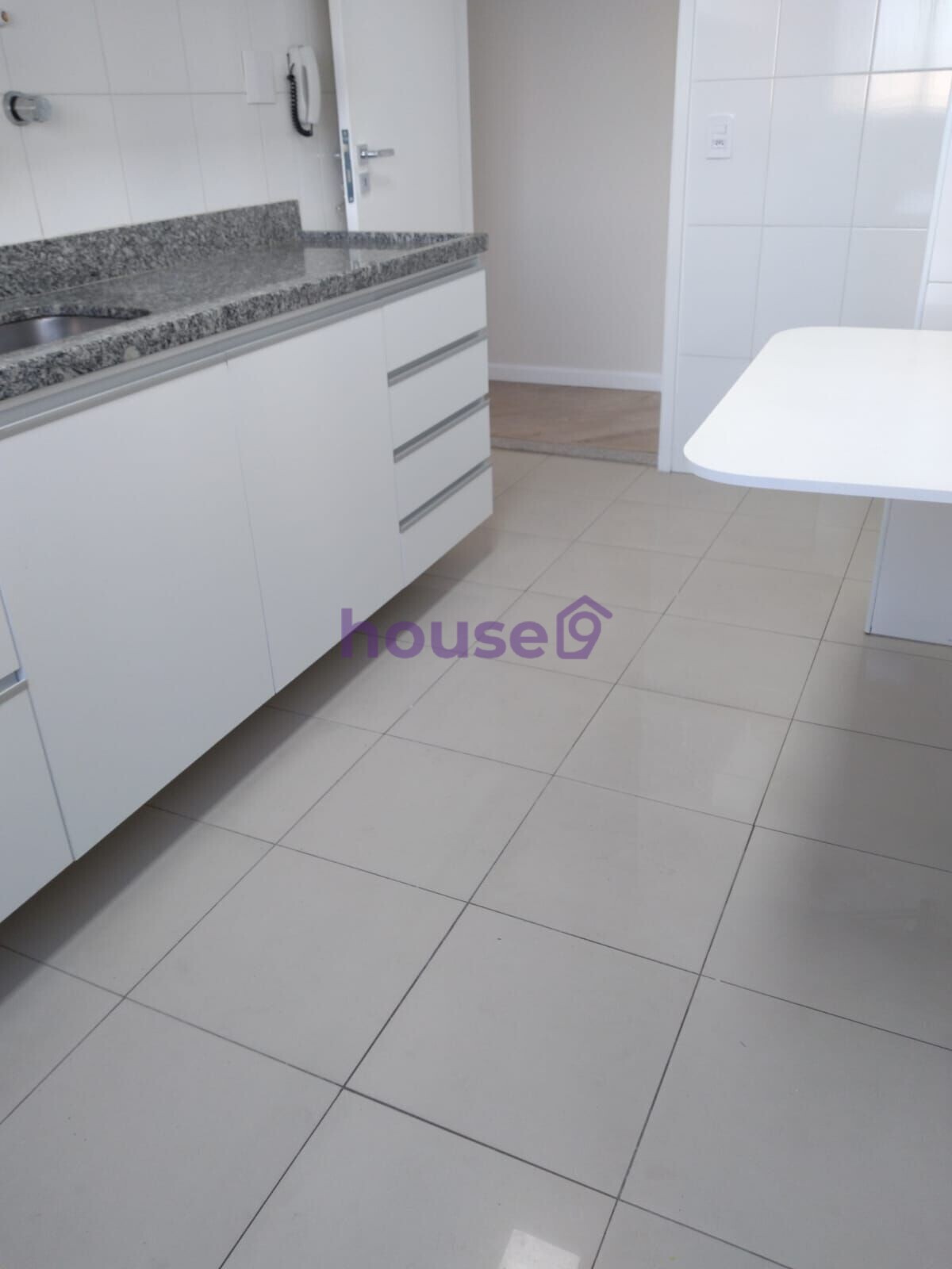 Apartamento à venda com 2 quartos, 62m² - Foto 22