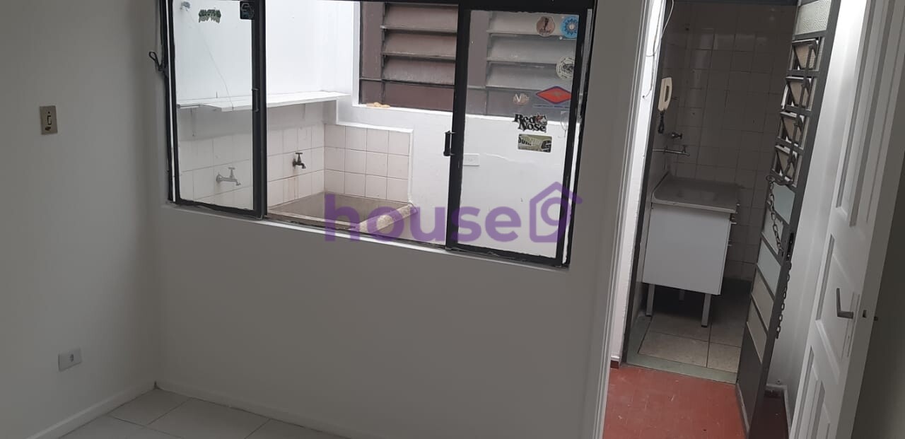 Apartamento para alugar com 2 quartos, 70m² - Foto 3