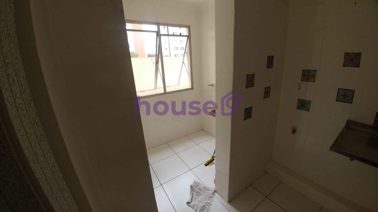 Apartamento à venda com 2 quartos, 64m² - Foto 24