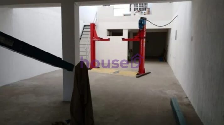 Sobrado à venda com 5 quartos, 250m² - Foto 4