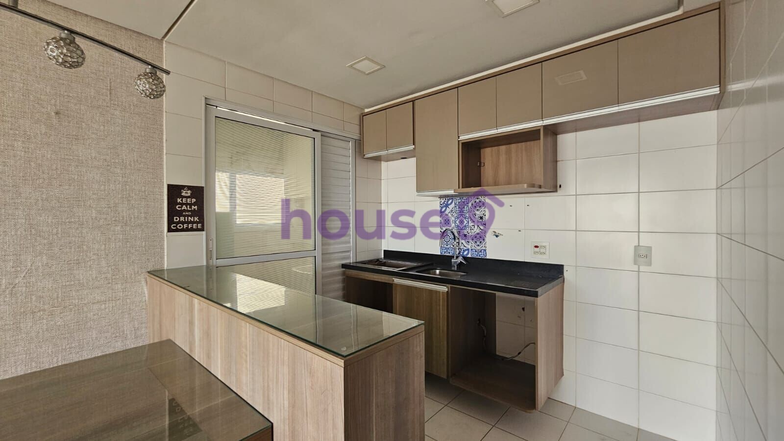 Apartamento à venda com 2 quartos, 67m² - Foto 32