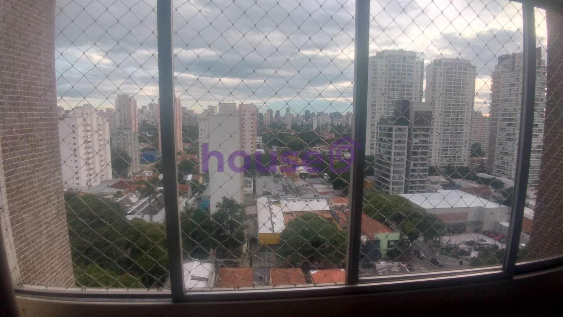 Apartamento à venda com 2 quartos, 90m² - Foto 1