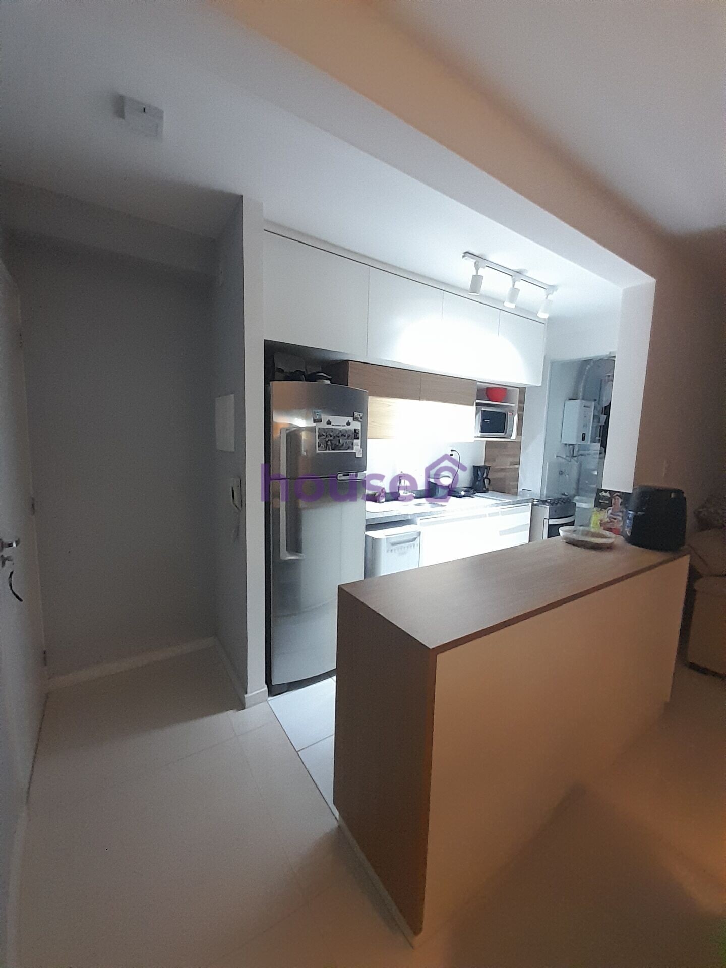 Apartamento à venda com 2 quartos, 59m² - Foto 2