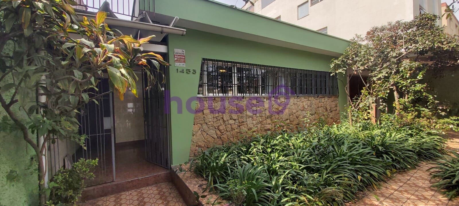 Casa à venda com 2 quartos, 290m² - Foto 1